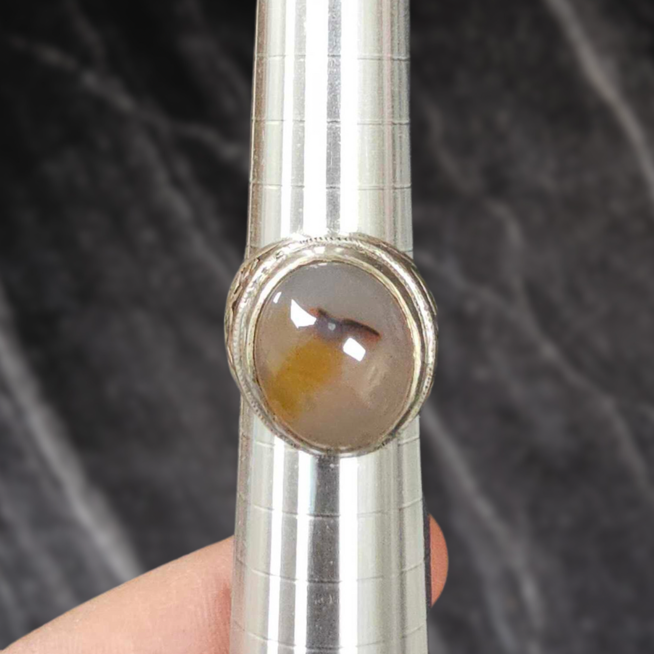 Saffron Aqeeq Khatam Ring