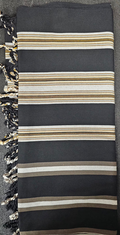 Traditional Habirah Yemeni Shawl