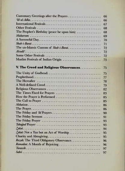 Muslims : Beliefs, Customs, and Traditions UK Islamic Academy