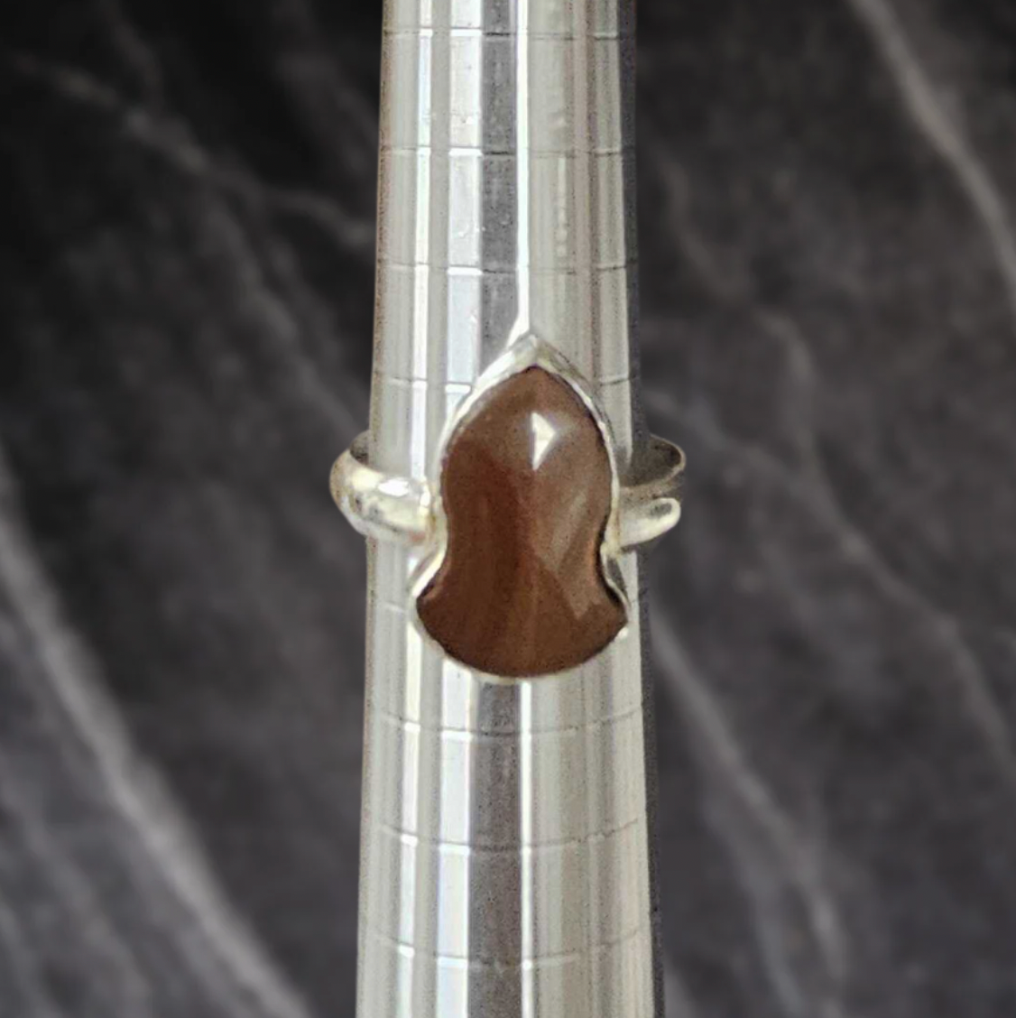 Mahogany Aqeeq Sandala Ring